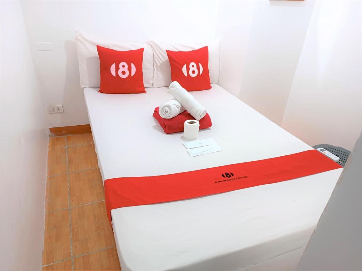 8hostel * Manila