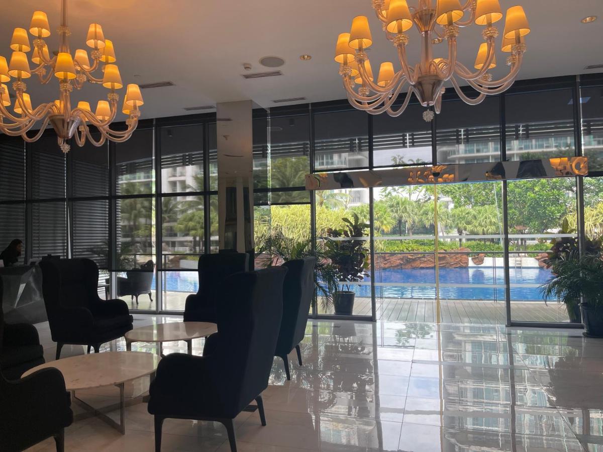 Azure Staycation Near Naia