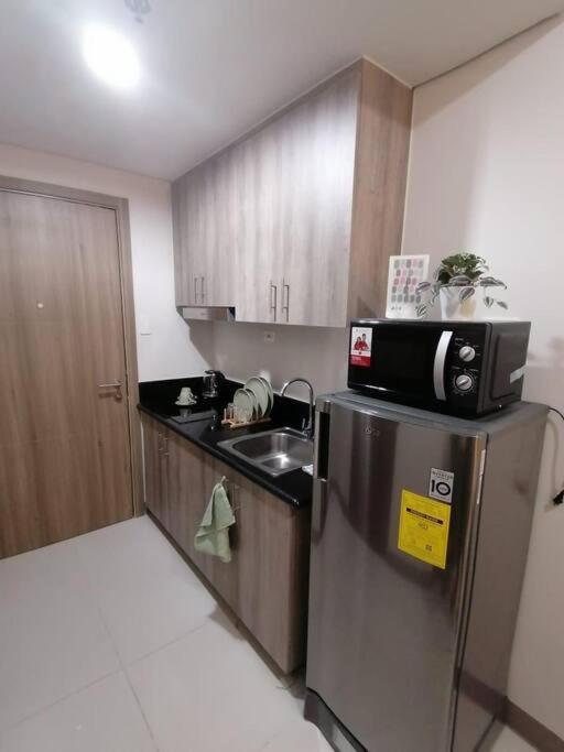 Comfy 1br Coast Residences Near Ccp Picc + Bay View Apartamento
