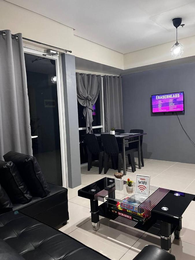 Deluxe Breeze Residences *