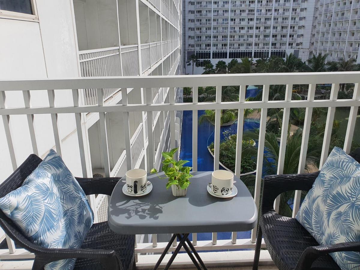 At Last, 1 Bedroom Pool View With Balcony *