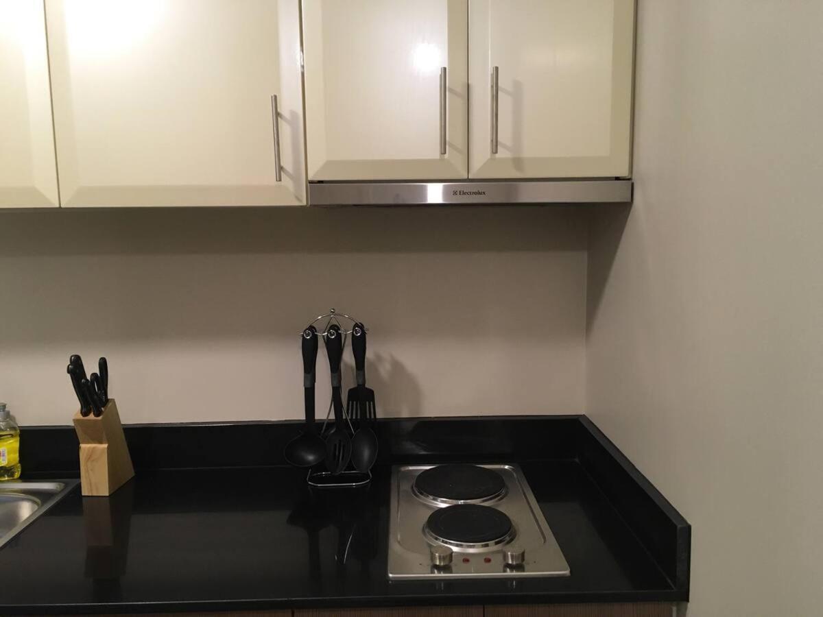 2 Bedroom Near Naia 3 Pasay Apartment *