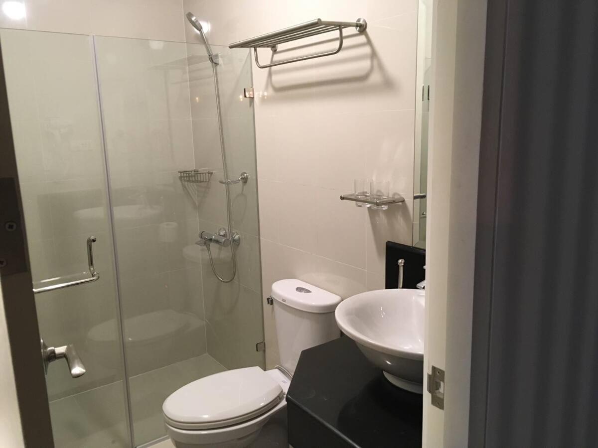 2 Bedroom Near Naia 3 Pasay Apartment