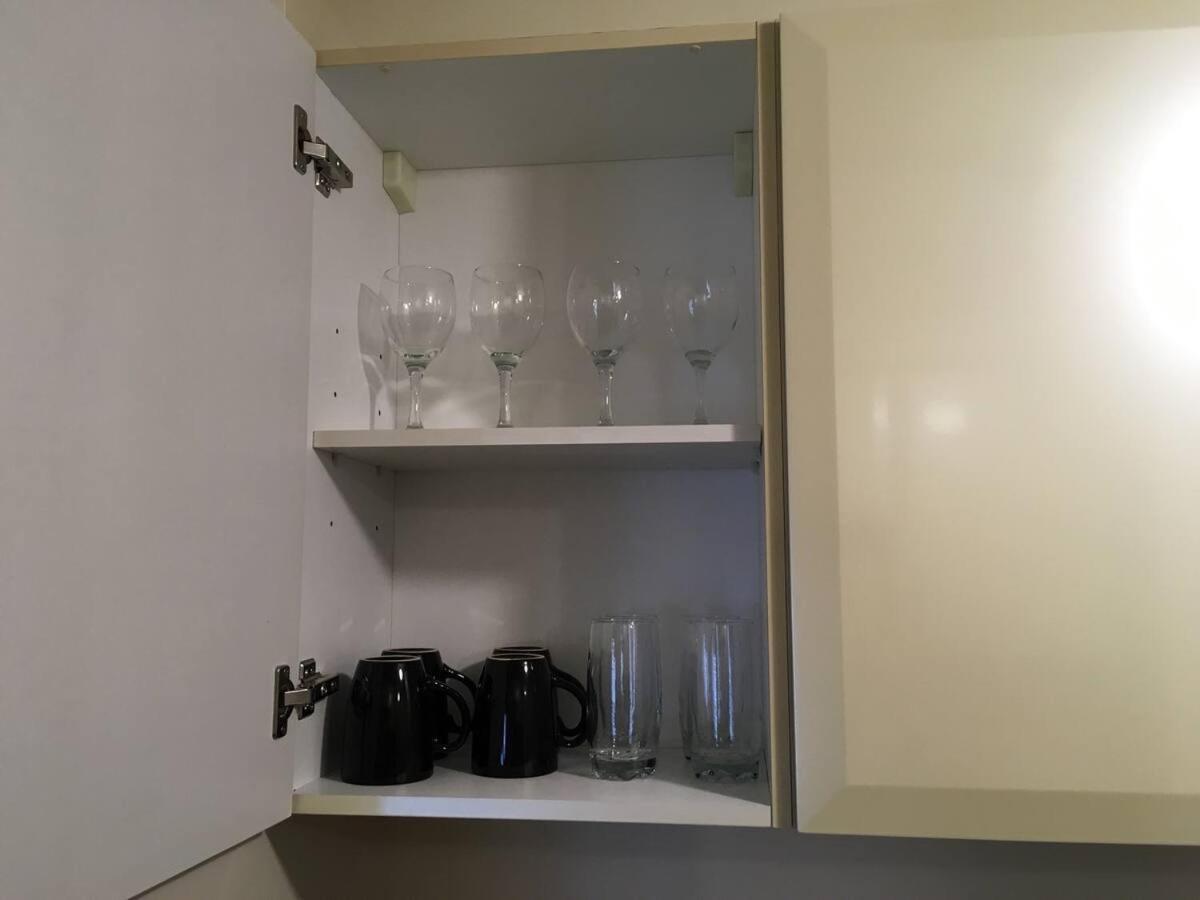 2 Bedroom Near Naia 3 Pasay Apartment *