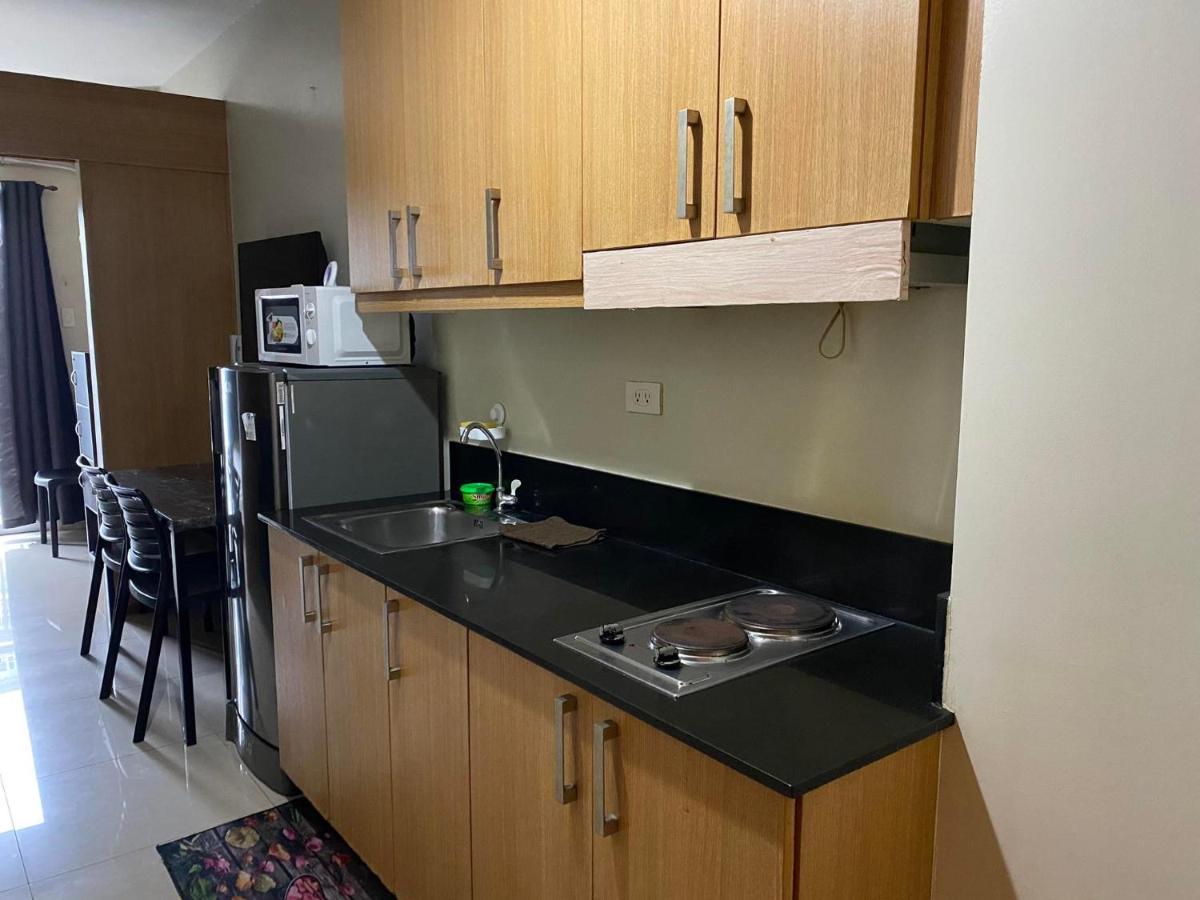 Shell C11 Shorwalk Mall Of & Airport Apartment Manila