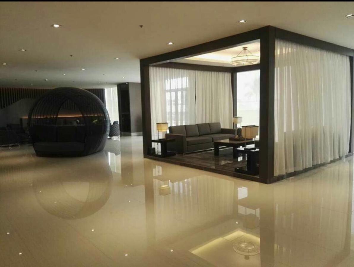 At Last, 1 Bedroom Pool View With Balcony