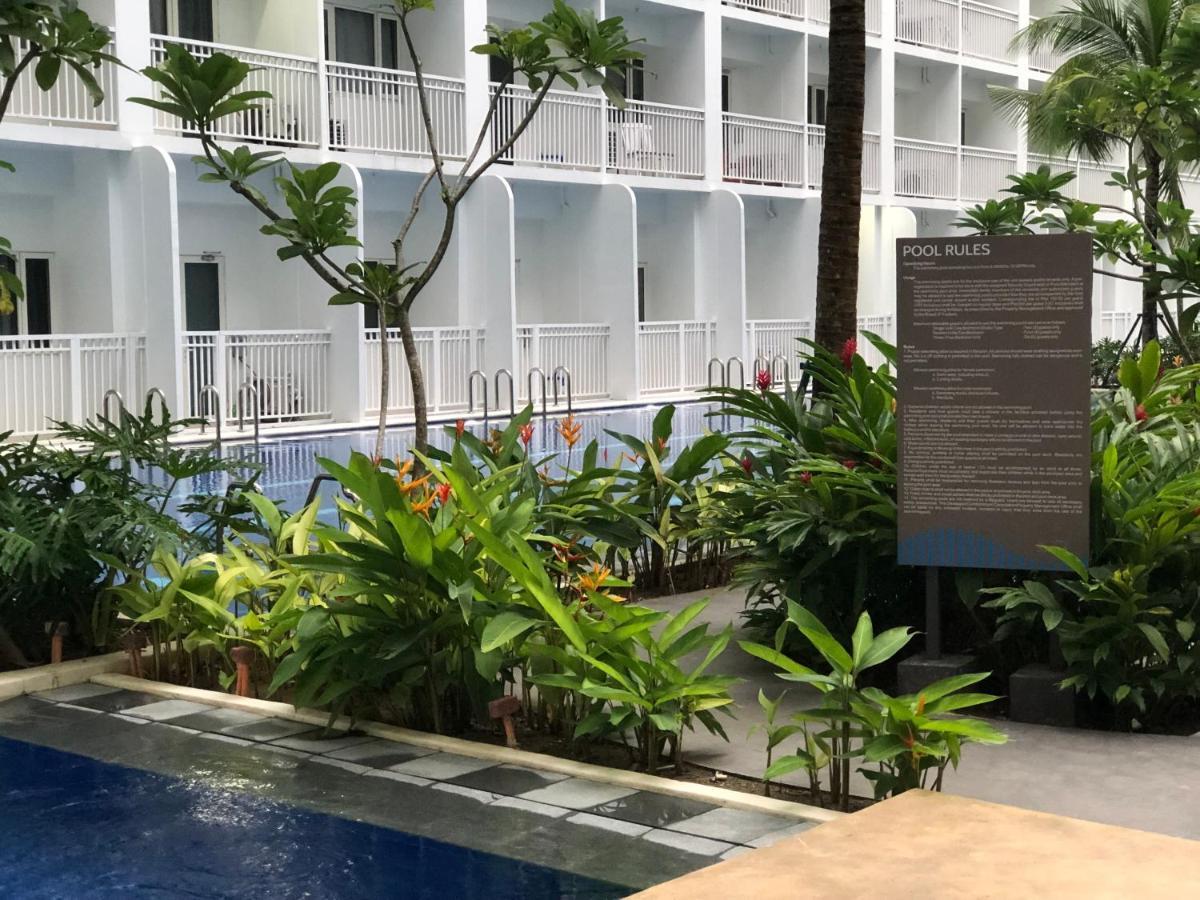 At Last, 1 Bedroom Pool View With Balcony Apartment Manila