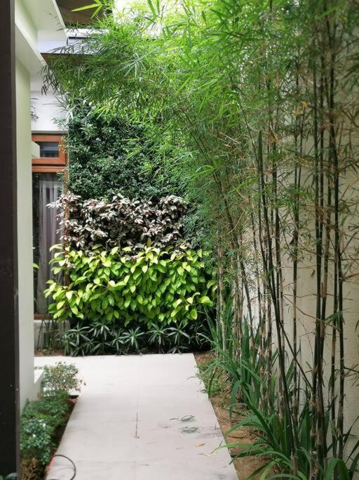 Adria Residences - Emerald Garden - 2 Bedroom Unit For 4 Person