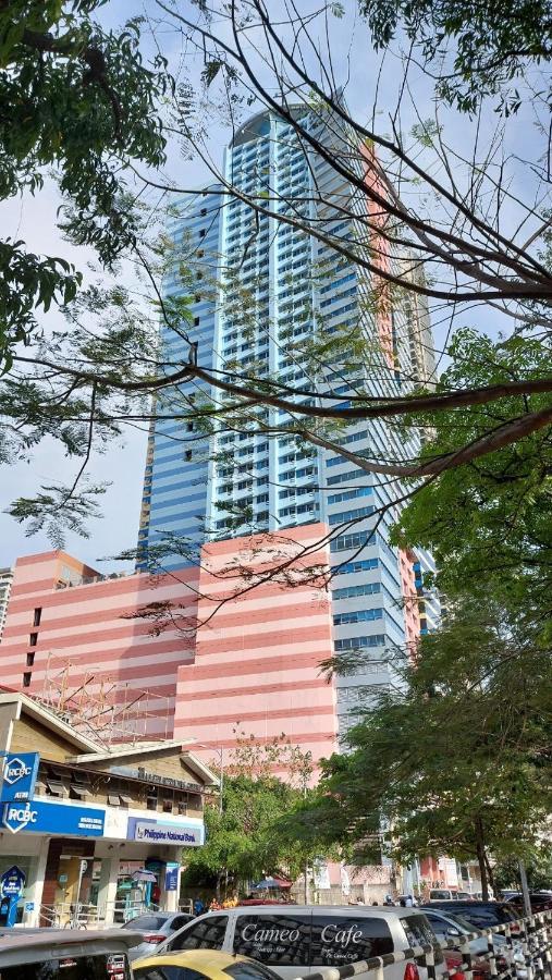 Bay Front Delux Pearl Of The Orient Apartment