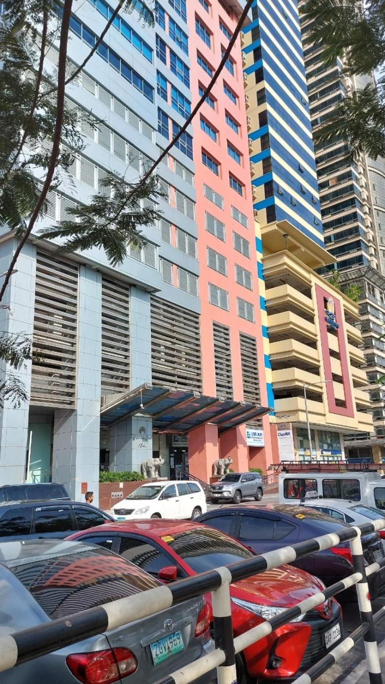 Bay Front Delux Pearl Of The Orient Apartment Manila