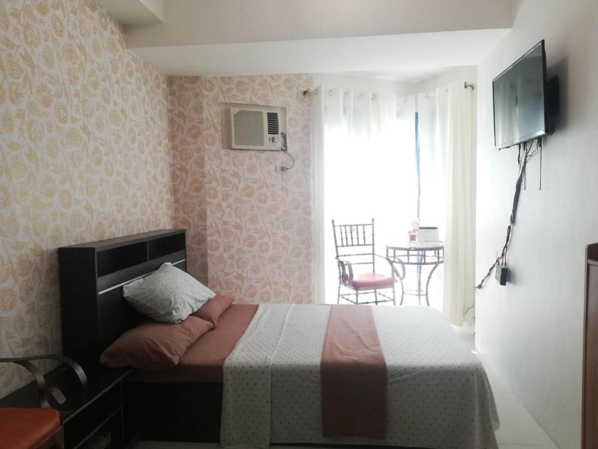 Grand Riviera Type Only * Manila