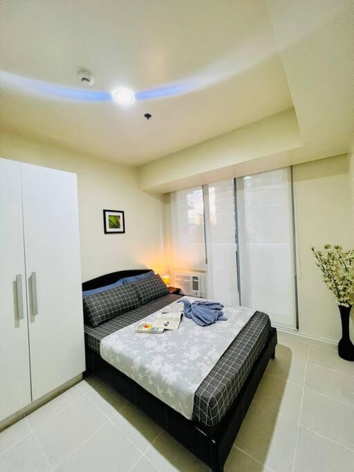 Azure 2 Bedroom Pool View Balcony Apartment