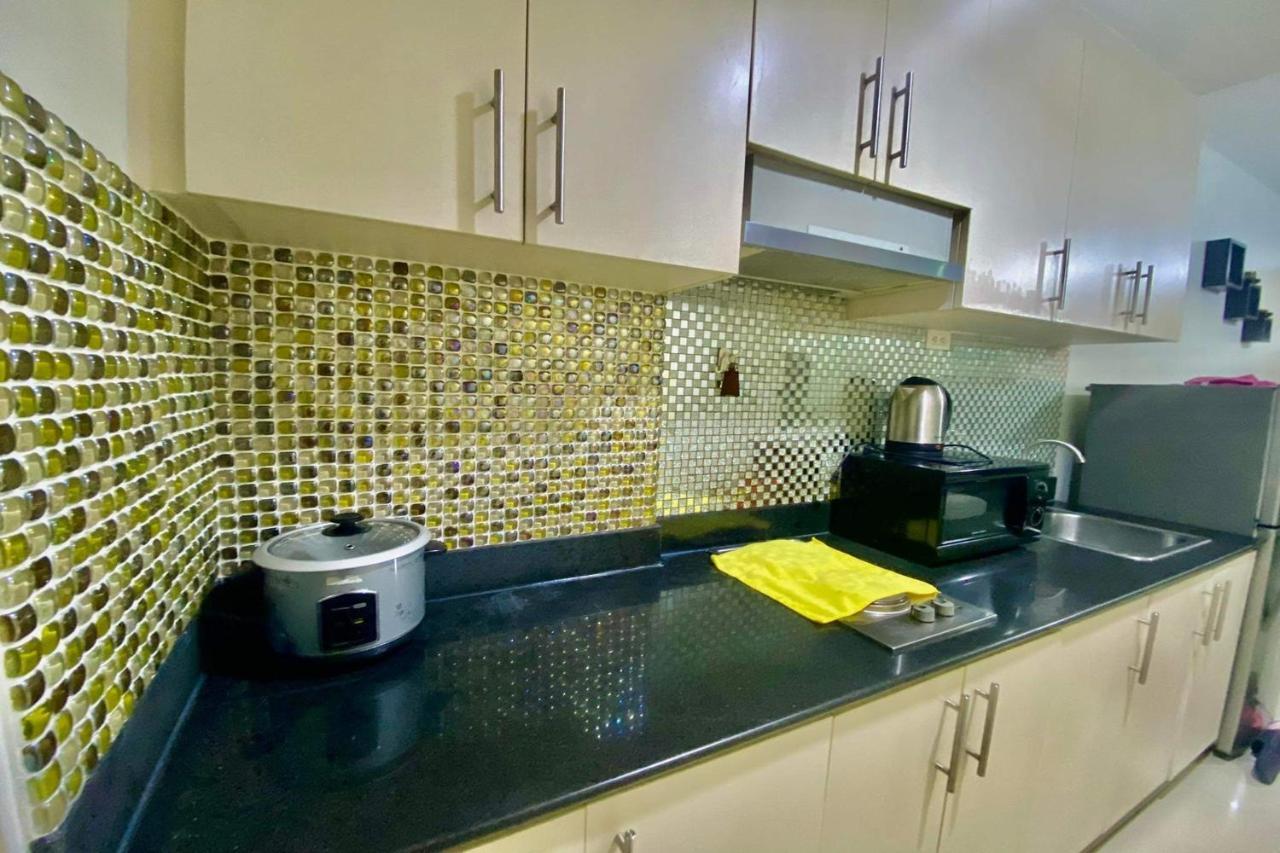 Madison's Place At Sea Moa Apartment *