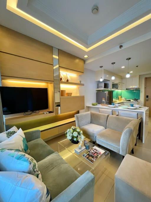 Apartment Modern 2-bedroom For 5 Across Moa *