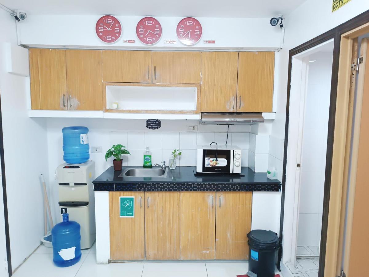 8hostel Hostel *