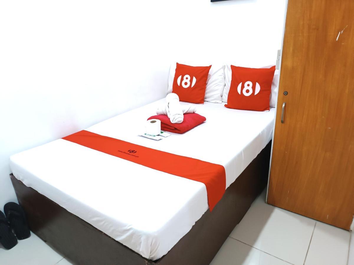 8hostel Hostel *