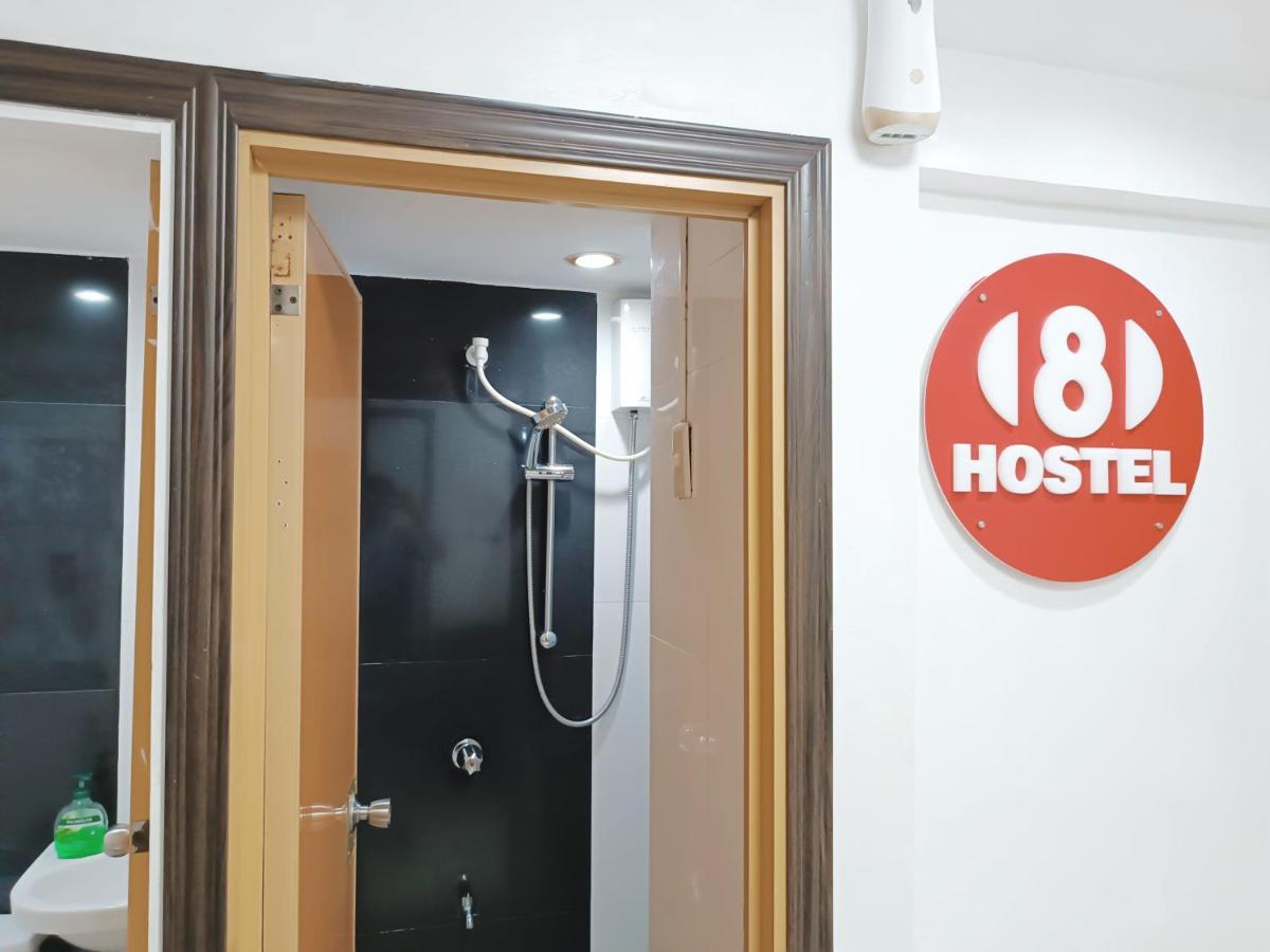8hostel Hostel *