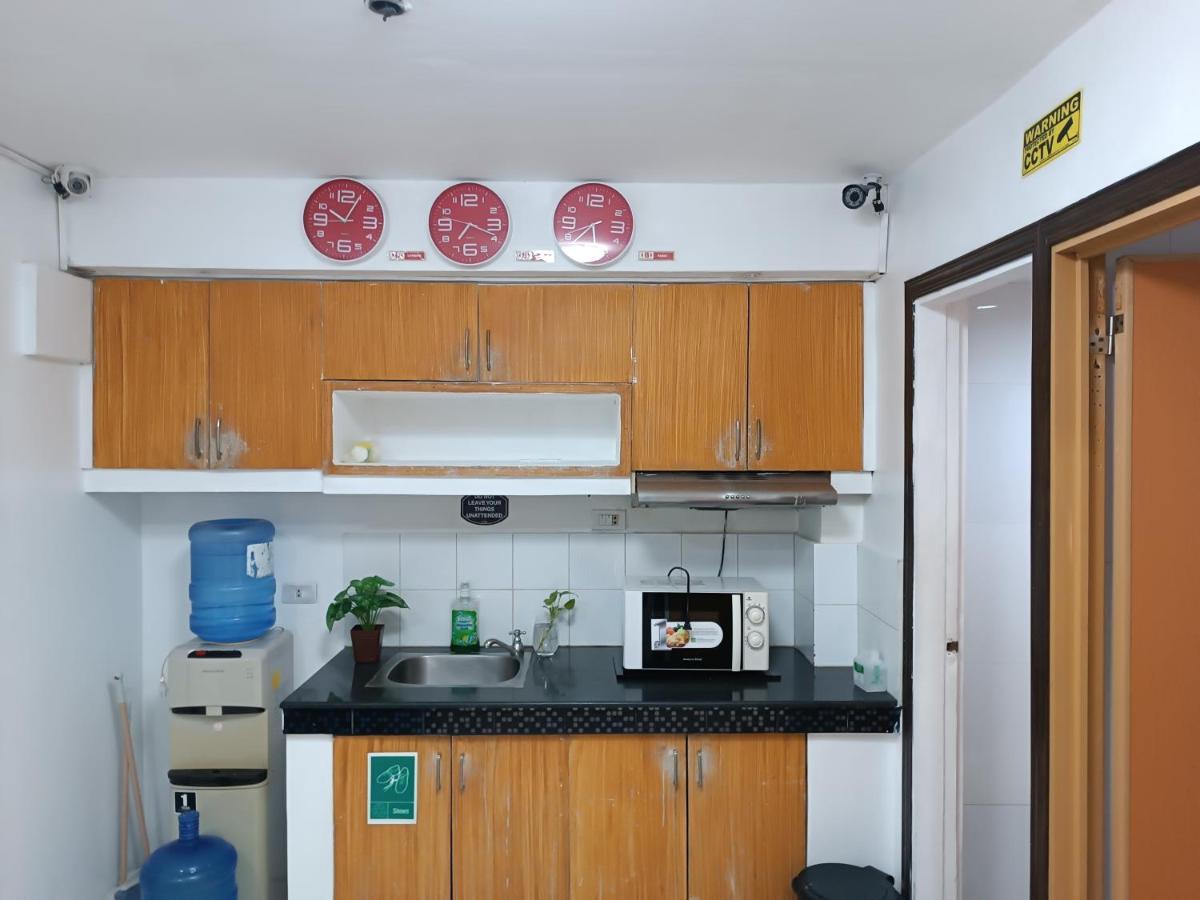 8hostel * Manila