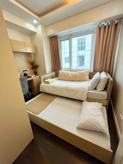 Apartment Modern 2-bedroom For 5 Across Moa *