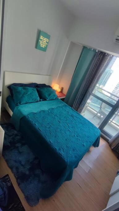 Aveline Cozy Skyline View Acqua Private Residences Near Rockwell Makati Apartment Manila