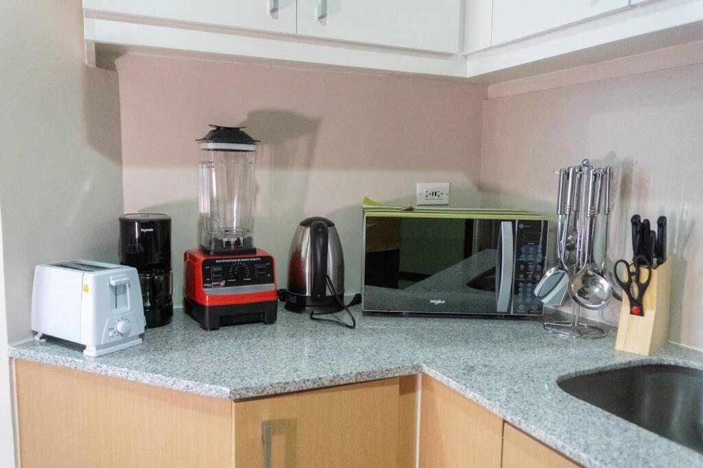 A2j Luxury Uptown 3br Near Uptown Mall