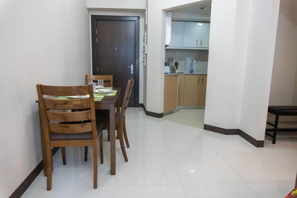 A2j Luxury Uptown 3br Near Uptown Mall