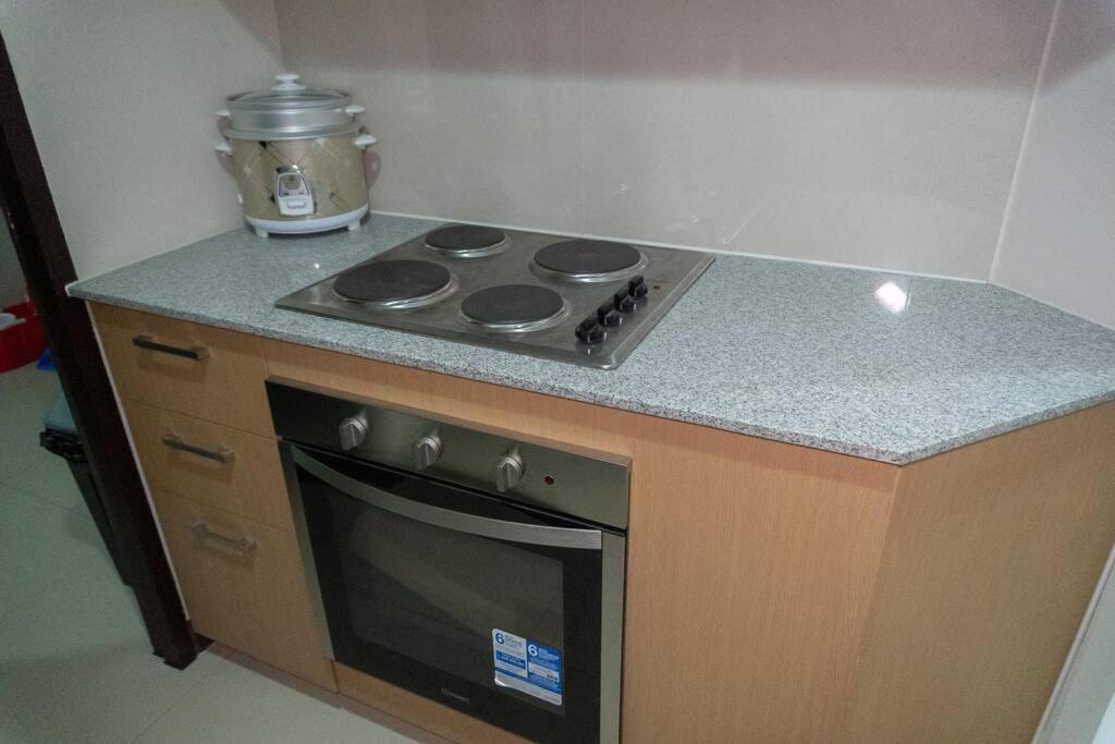 A2j Luxury Uptown 3br Near Uptown Mall