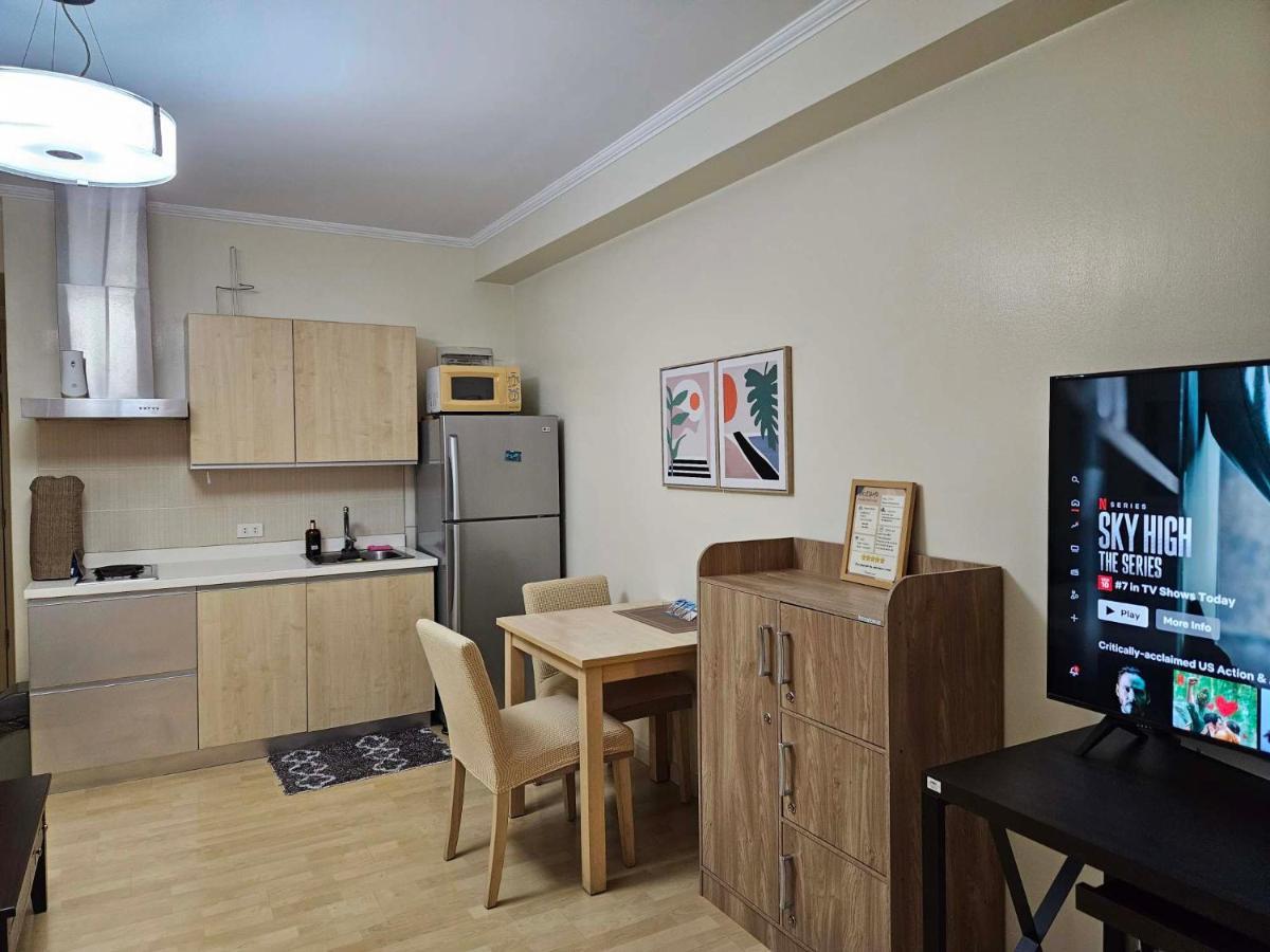 N Place At Soho Apartment *