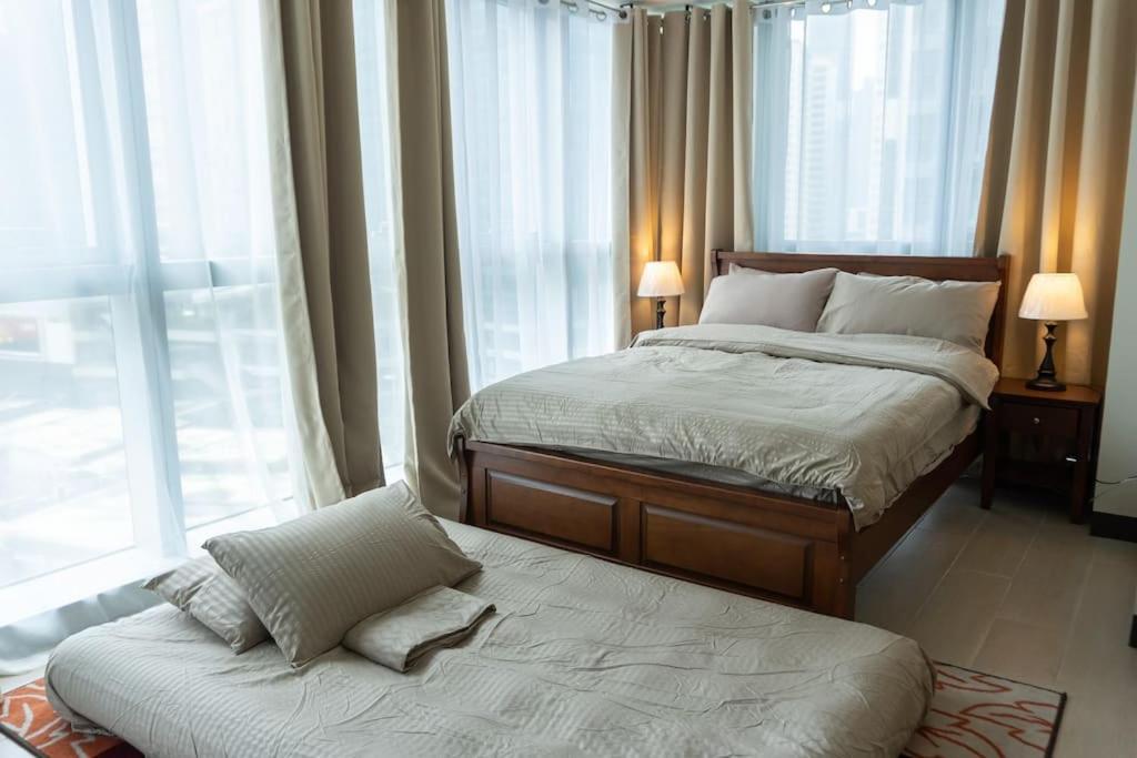 A2j Luxury Uptown 3br Near Uptown Mall Apartment *