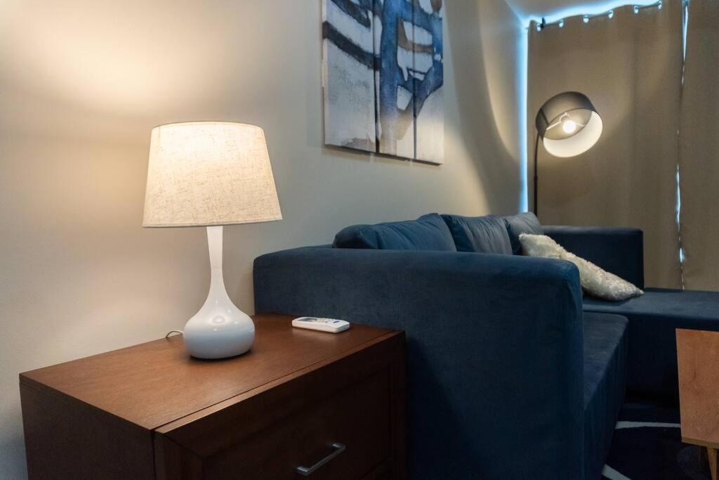 A2j Luxury Uptown 3br Near Uptown Mall Apartment *