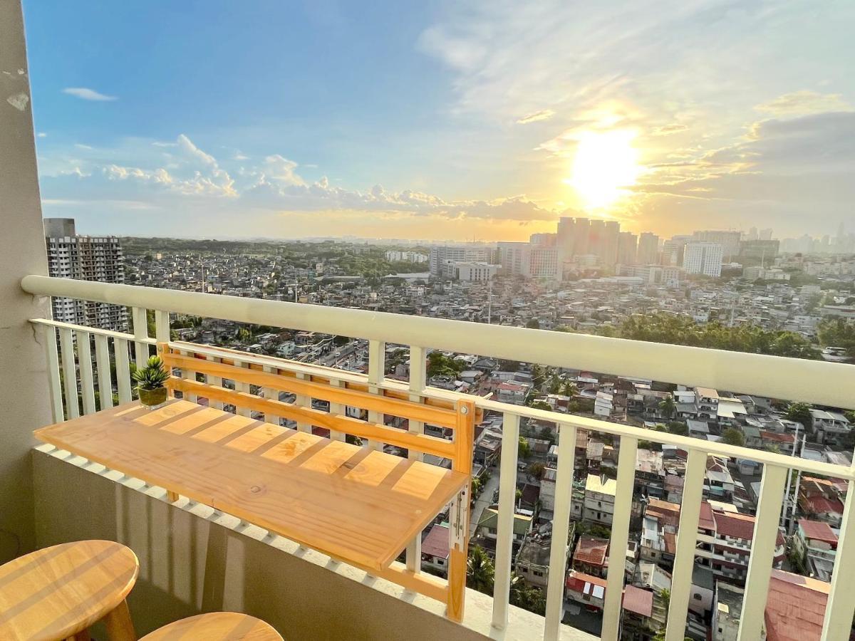 Sunset View W/ King Bednwi-fi At Grace Res, Taguig * Manila