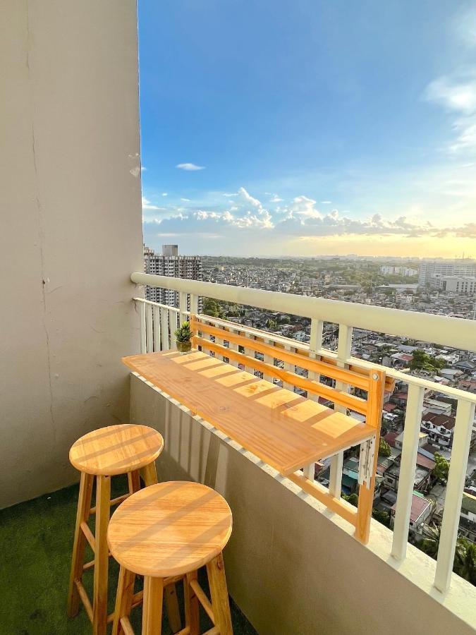 Sunset View W/ King Bednwi-fi At Grace Res, Taguig Apartment Manila