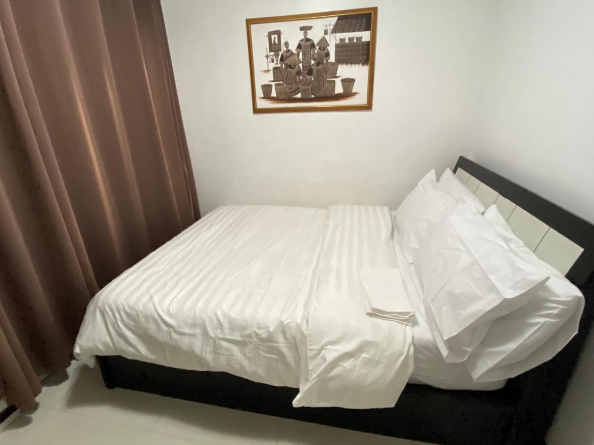Stylish Malate Hub At Birch Tower Aparthotel
