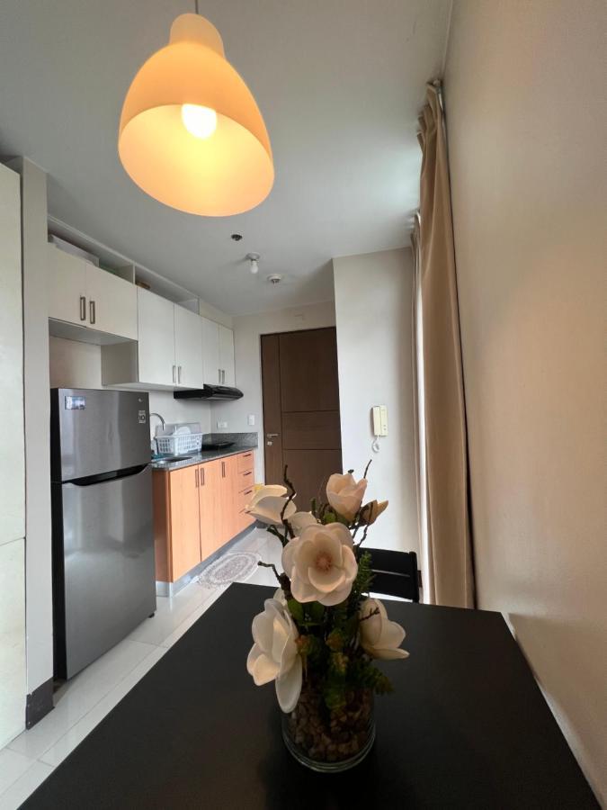Manhattan Heights Tower D Aparthotel