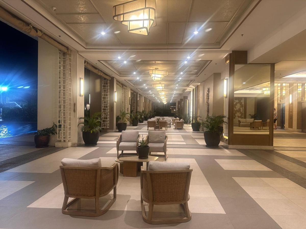The Celandine Manila