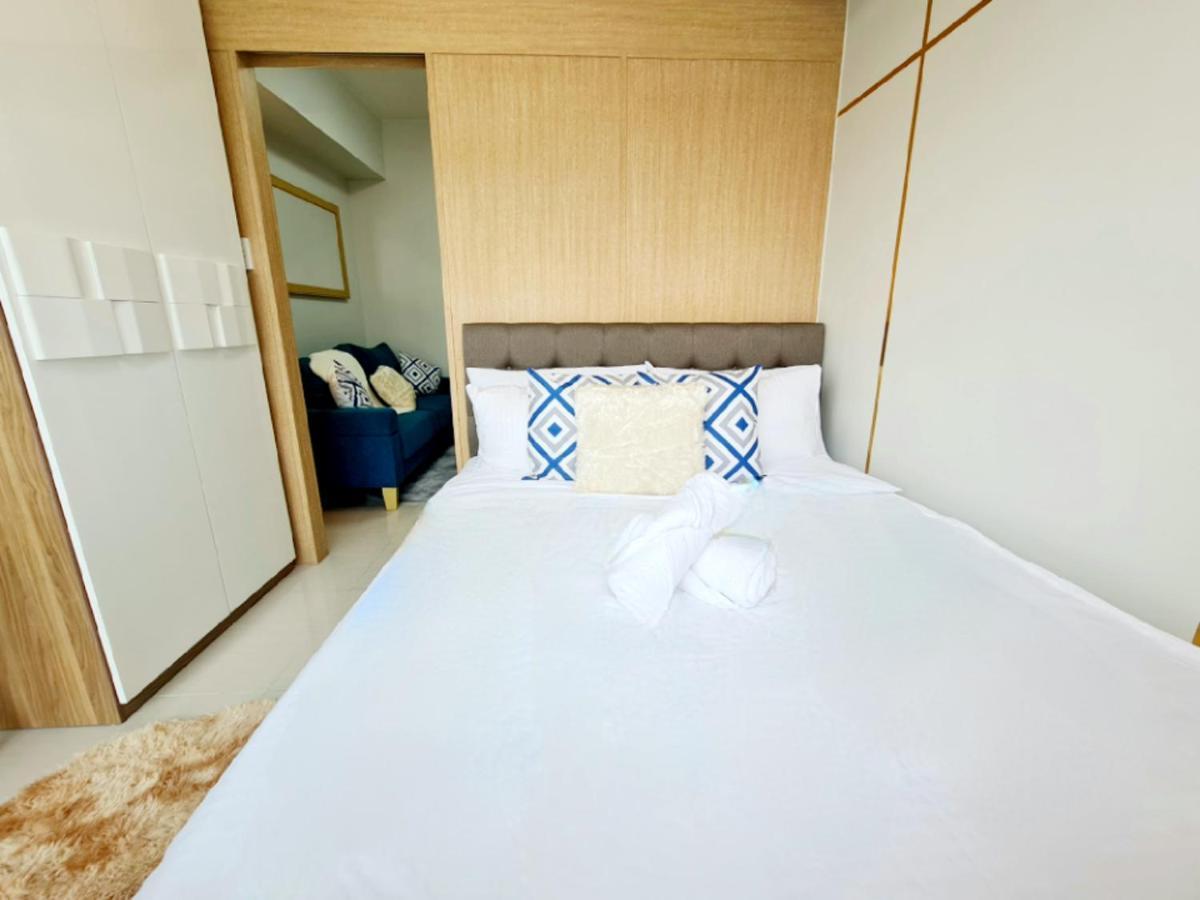 Grass Residences T4 382 Manila