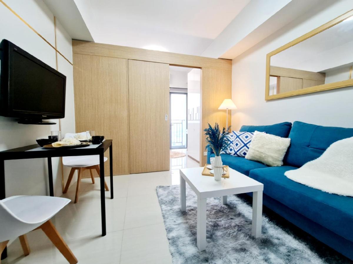 Grass Residences T4 382 Apartment Manila