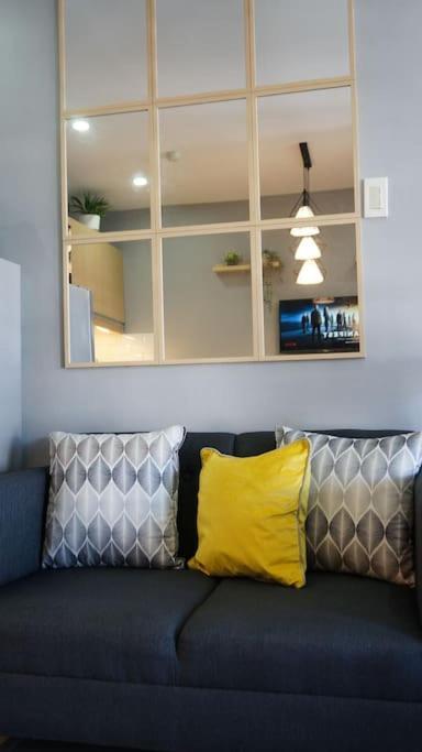 Apartment The Fika Room: Scandi-style Airport With Wi-fi & Netflix *