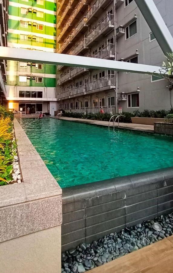 Apartment The Scenic: Comfortable Living By Awsom Phil