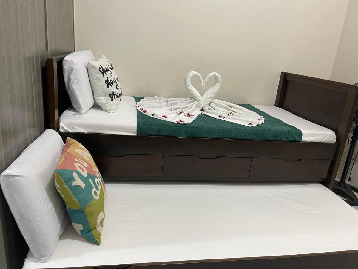 Aparthotel Stays At Residences 1 Bedroom With Complimentary Breakfast For 2