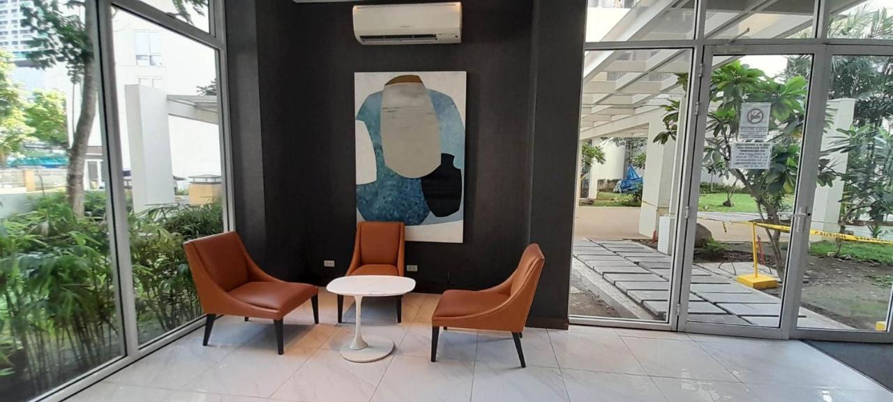 Two Storey Penthouse With Fantastic View *