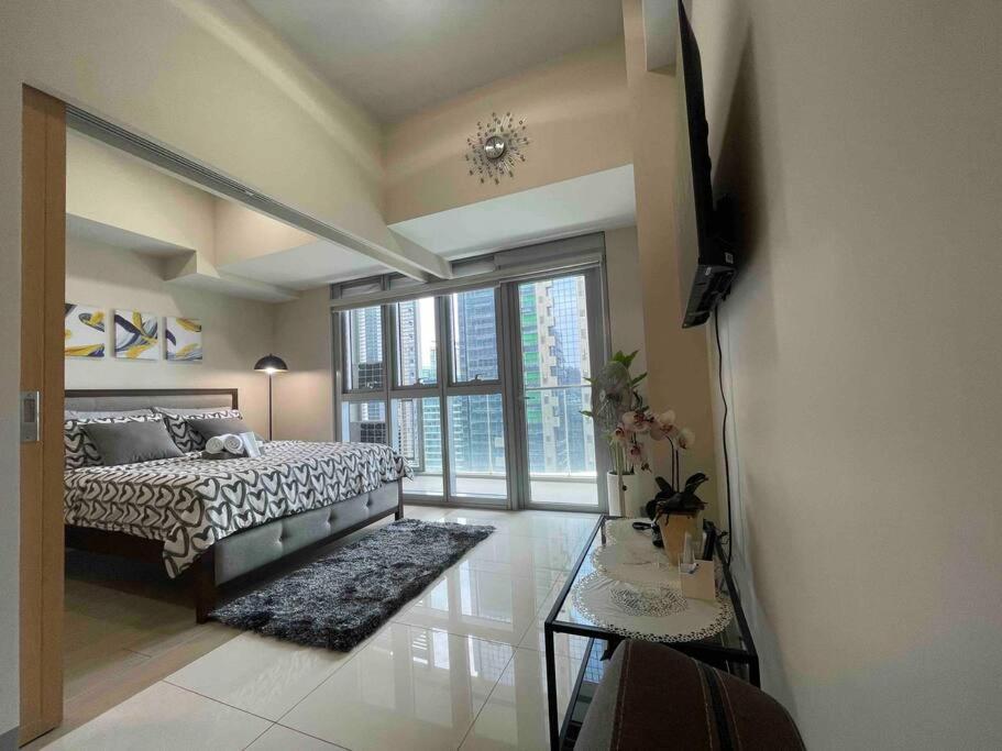 Apartment Luxe 1br W/ Balcony @ Uptown Parksuites