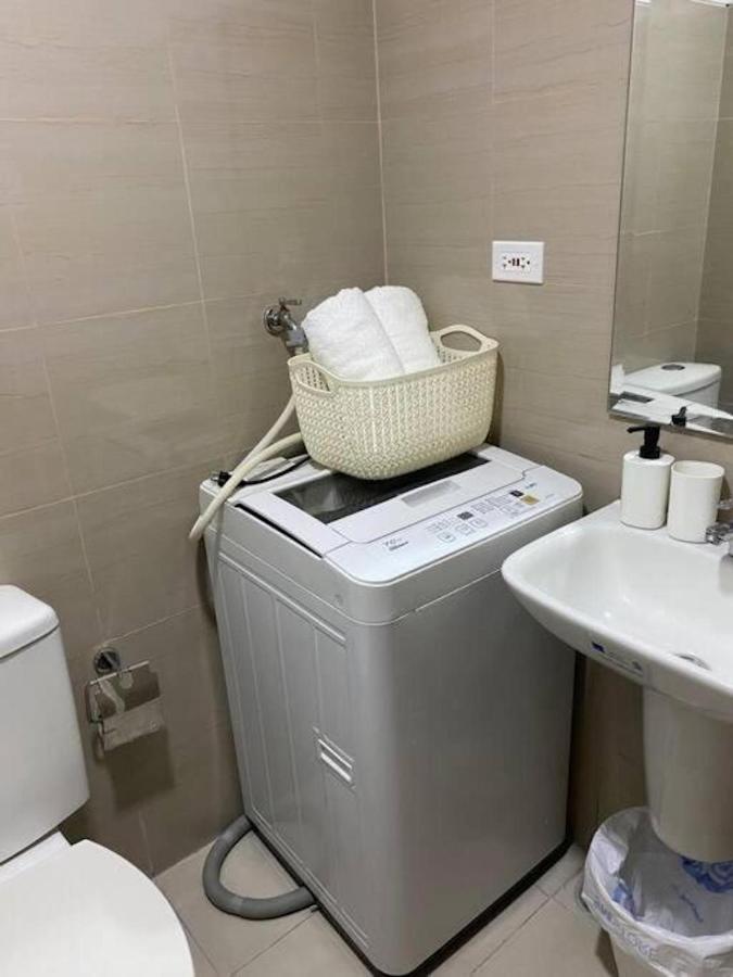 Apartment Dtravellers 2 At Shore 1 Tower C Manila