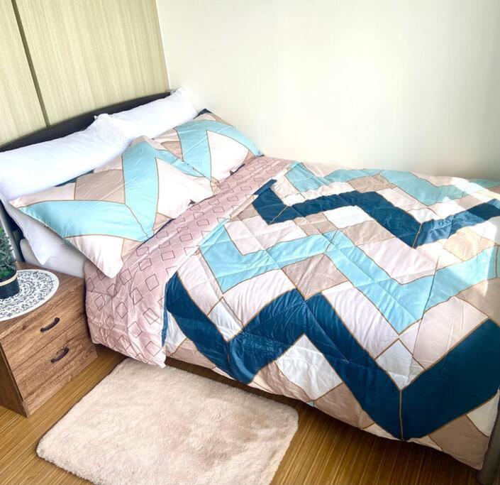 Cozy Place In Taguig With Free Wifi - Near Bgc And Airport Apartment Manila