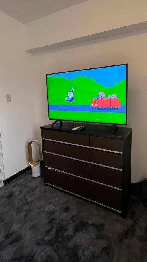 Condo Apartment *