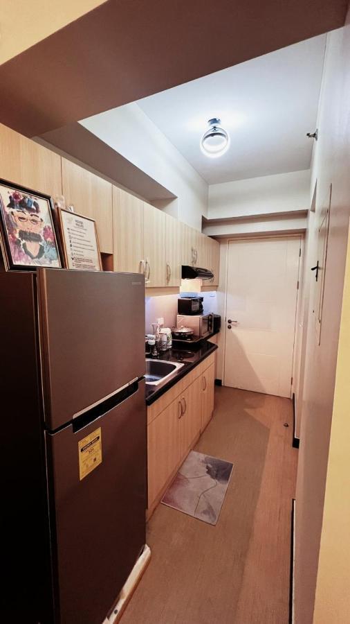 Condo * Manila