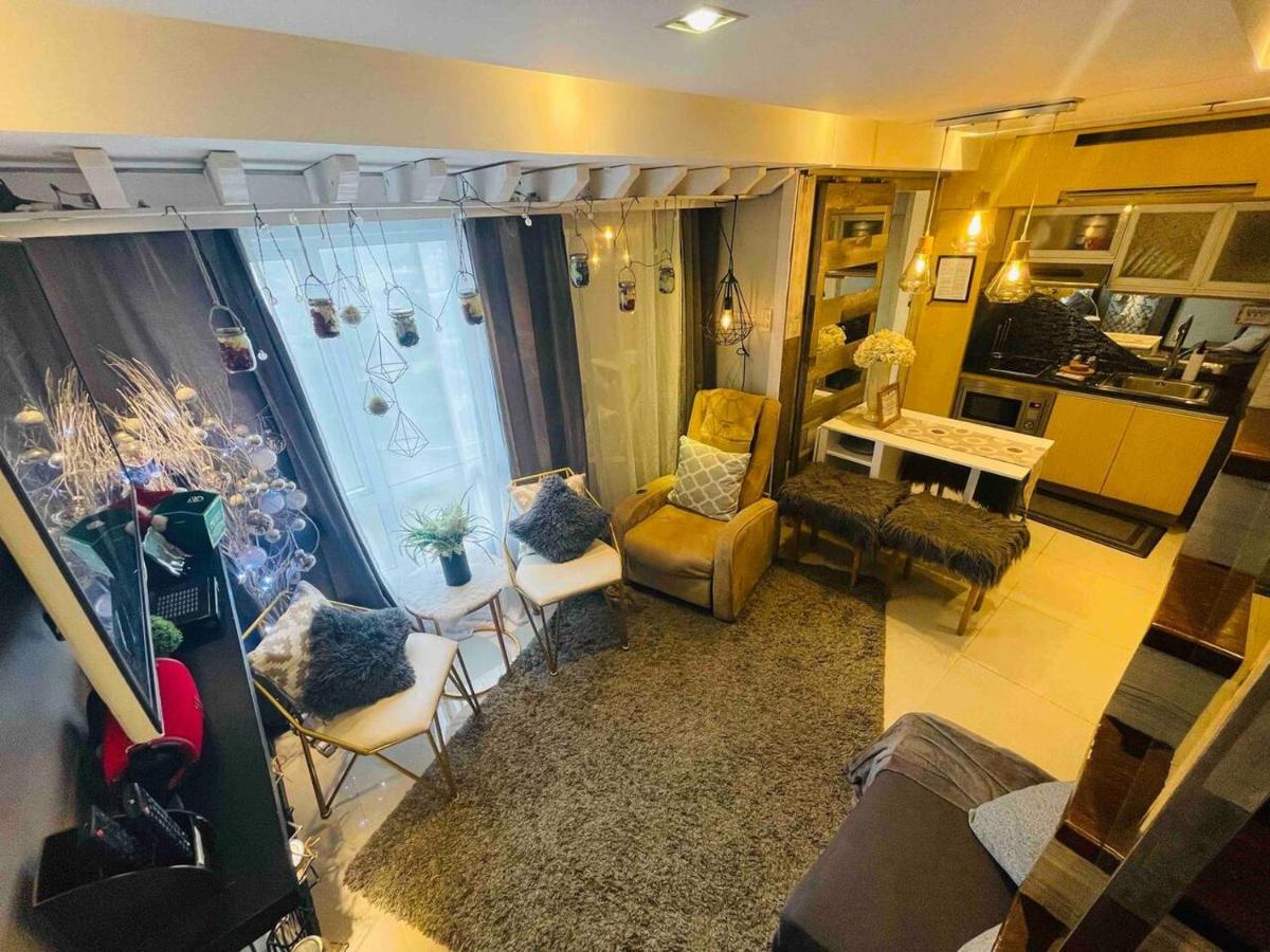 Posh, Modern 2br Loft, Spectacular View Bgc Apartment *