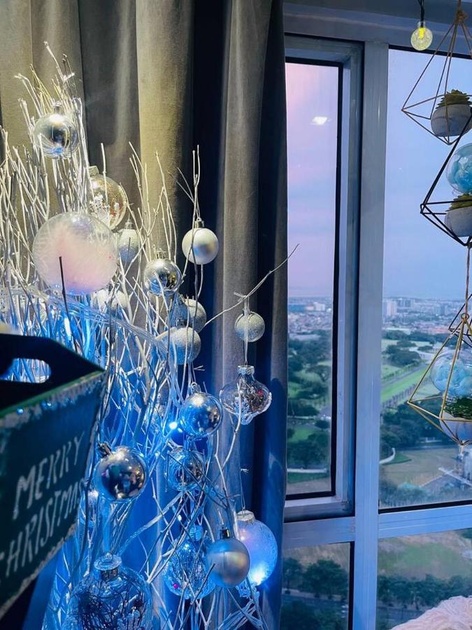 Posh, Modern 2br Loft, Spectacular View Bgc Apartment *