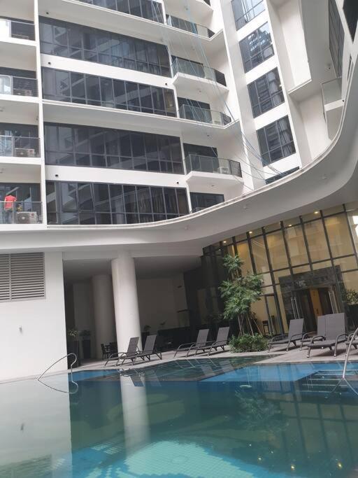 Beautiful High End In Center, Apartment