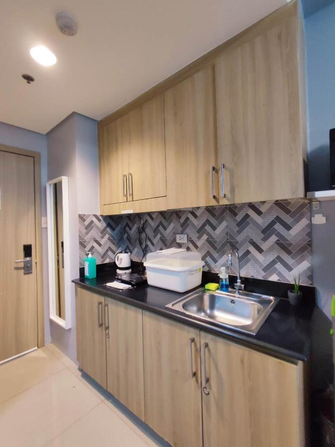Aparthotel Tresmarias At Shore Residences Mall Of Pasay *